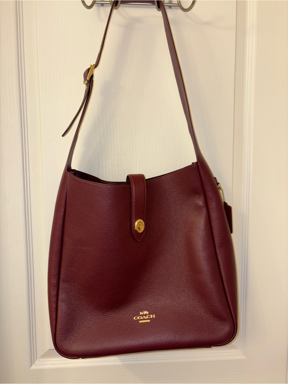 Coach Large Hadley Shoulder Bag